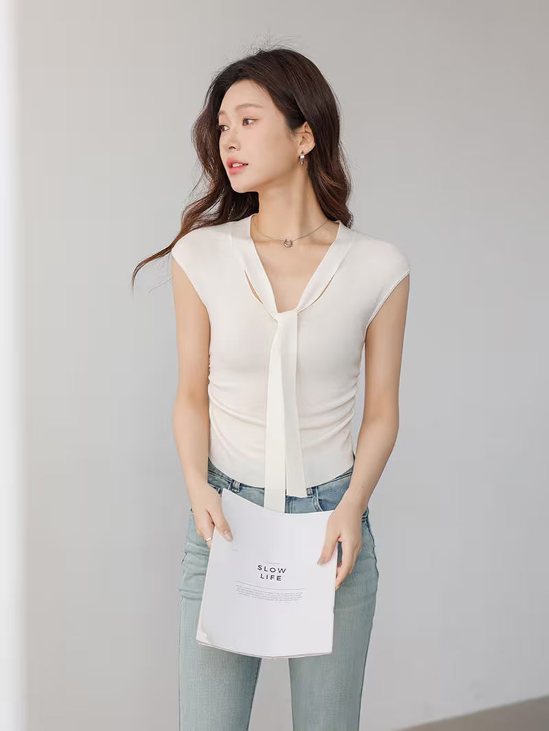 Sleeveless Ribbon Ruffle Cropped V-Neck Top for Women, Elegant Inner Layering Vest Top