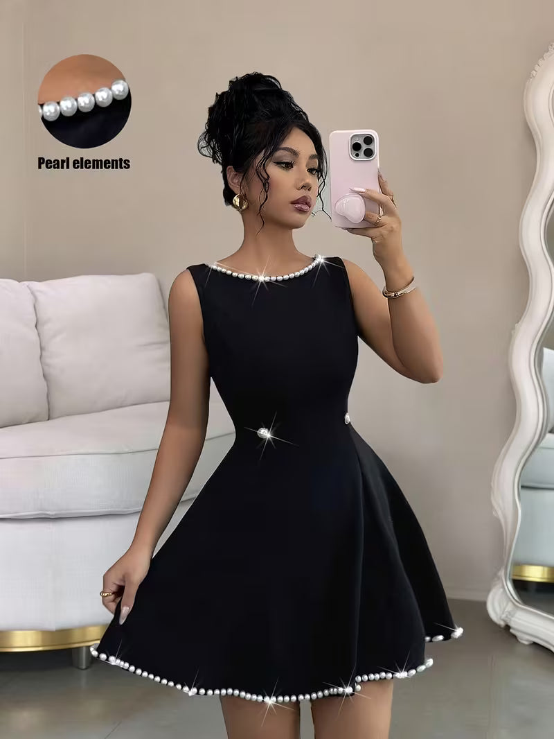 Elegant Pearl-Trimmed Sleeveless Waist-Cinching Short Dress for Women, Suitable for Spring And Summer Wear. Elegant Dress for Women